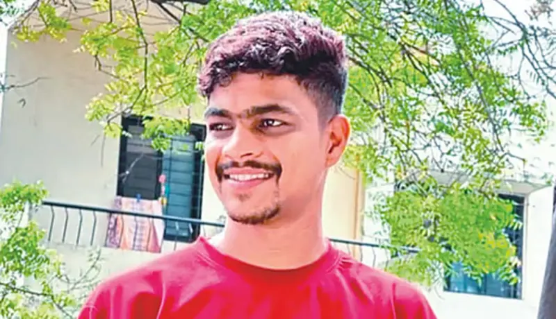 सांगलीत खुन्नसवरून कुख्यात गुन्हेगाराला पाठलाग करुन जागेवरचं संपवलं.