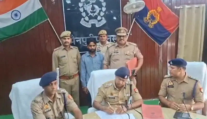 Mainpuri :  आलोक हत्याकांड का खुलासा- 24 घंटे में कातिल सलाखों के पीछे, पुरानी रंजिश में कुल्हाड़ी से काटकर की थी निर्मम हत्या