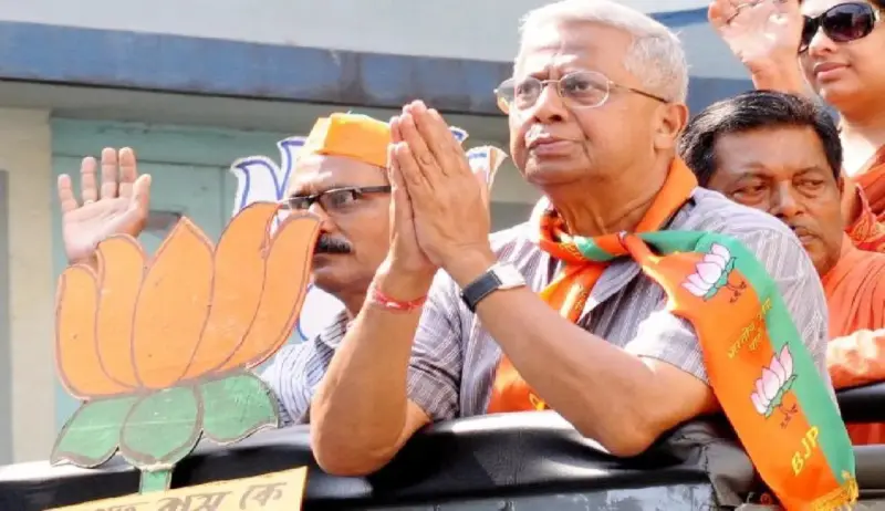 'সবাই খেতে পাক, কিন্তু বামেরা চায় না!' হকার উচ্ছেদ নিয়ে বিস্ফোরক তথাগত রায়