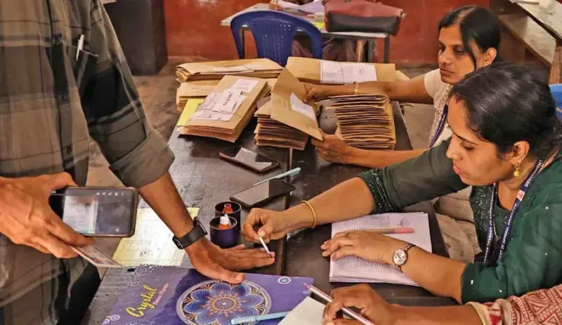 Check Electoral Roll first, verify vote via VVPAT: Kerala fully prepared for Thursday