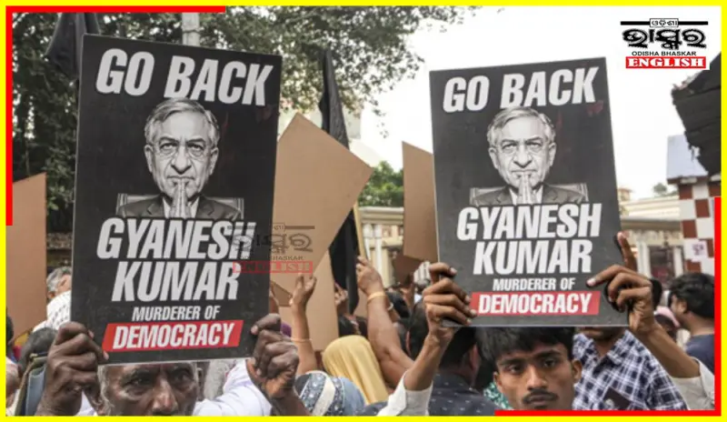 CEC Gyanesh Kumar Faces Black Flags, 'Go Back' Slogans in Kolkata