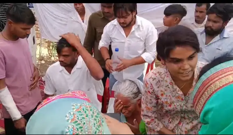 Lucknow :  बंथरा में अंबेडकर प्रतिमा पर माल्यार्पण के दौरान विवाद, गोलीबारी में दो युवक घायल