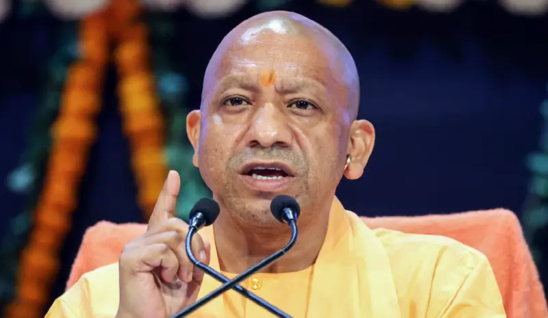 যোগীর মাস্টারস্ট্রোক! অকাল বৃষ্টিতে ফসল নষ্ট হলে ২৪ ঘণ্টার মধ্যে মিলবে ক্ষতিপূরণ
