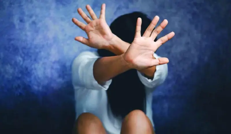 காமக் கொடூரத்தின் உச்சம்.. மாற்றுத்திறனாளி மகளை சிதைத்த தந்தை.. மருத்துவமனையில் அனுமதிக்கப்பட்ட பெண்.. வெளிச்சத்துக்கு வந்த அதிர்ச்சி உண்மை..!!