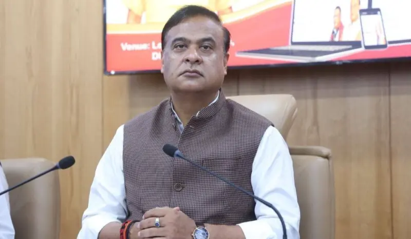 ढाका ने असम सीएम के 'बांग्लादेशी घुसपैठियों को वापस भेजने' संबंधी टिप्पणी पर भारतीय दूत को तलब किया