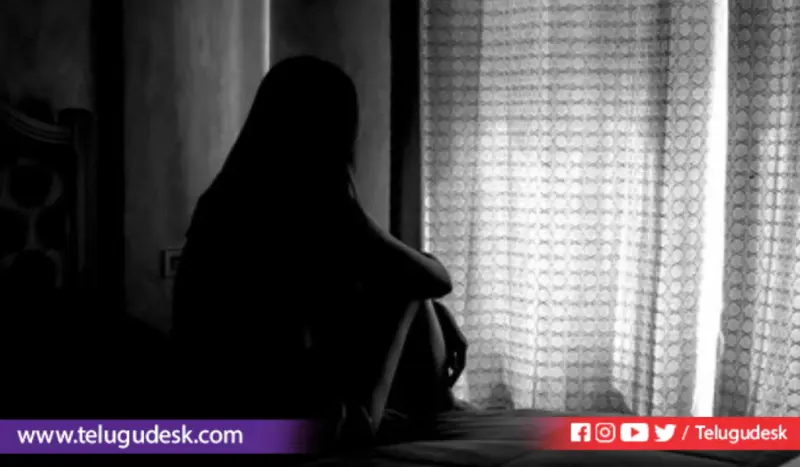 ఇంట్లో ఒంటరిగా ఉన్న మహిళపై దాడి.. జిల్లా కలకలం..!