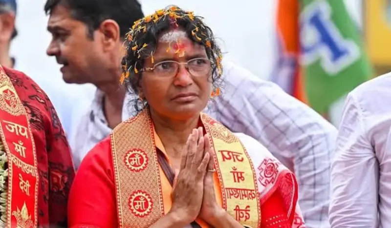ଟିଏମସି ଗଡ଼ରେ ଆରଜି କର ପୀଡ଼ିତାଙ୍କ ମା' ଆଗରେ