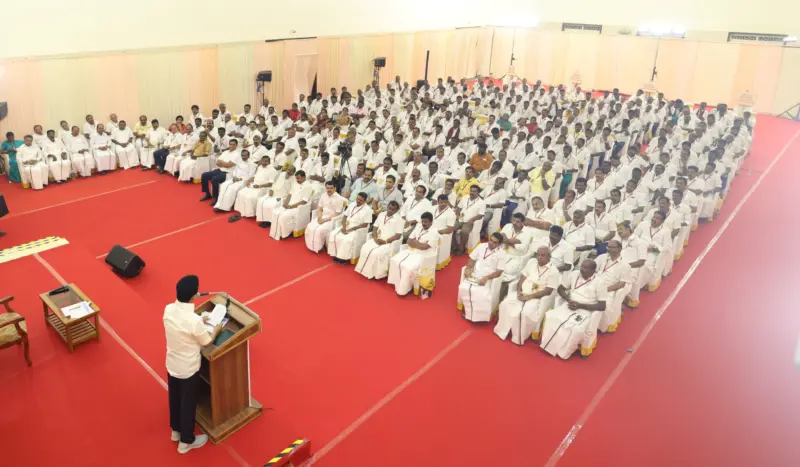 come back செந்தில்பாலாஜி.  calm back  நிர்வாகிகள்- கள ஆய்வில் நடந்தது என்ன?