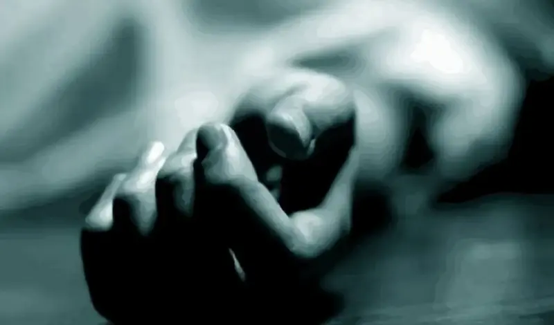 అప్పుల భారంతో తల్లి, కుమార్తె మృతి