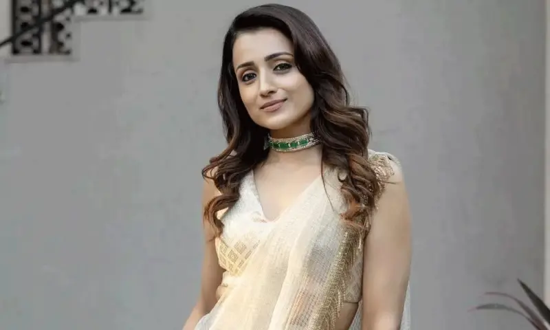 త్రిష గోల్డెన్ ఛాన్స్ వదిలేసుకుందా?