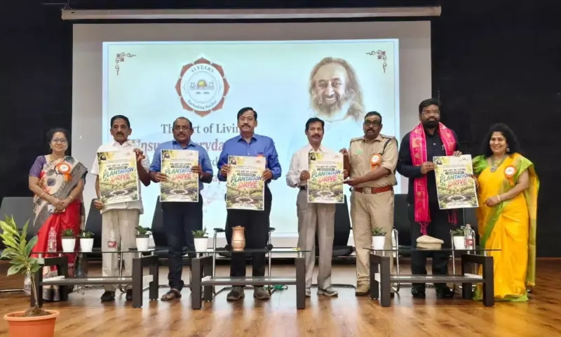 Bisathi Bharath Receives Art of Living Unsung Heroes Award