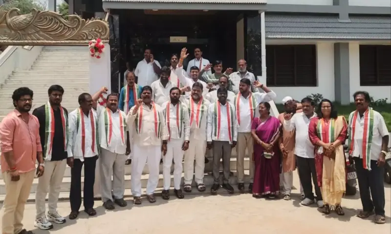 Cherlapally: చర్లపల్లి కాంగ్రెస్లో ముదిరిన 'పాత - కొత్త' చిచ్చు