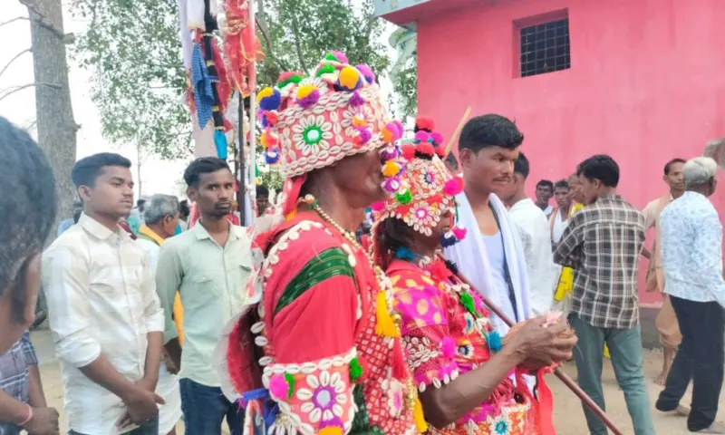 ସୁପାଡ଼ ଗ୍ରାମରେ ମା ଠାକୁରାଣୀ ଙ୍କ କଲସି ଯାତ୍ରା ସମ୍ପନ୍ନ,ଦେବାଦେବୀ ଙ୍କ ମଣ୍ଡେଇ ହାଟ ପରିକ୍ରମା।