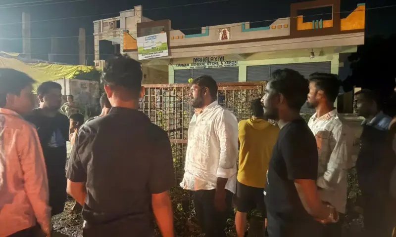Jammikunta: రాత్రి వేళల్లోనూ జమ్మికుంట మున్సిపల్ చైర్మన్ పర్యటన