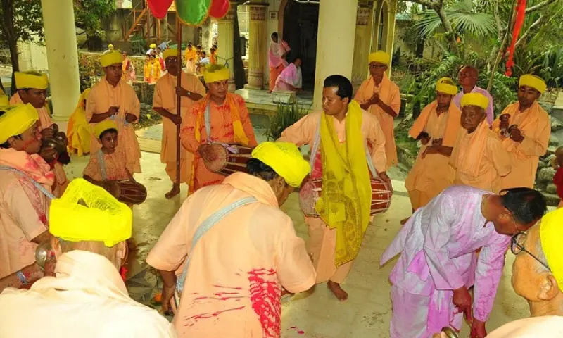 Manipur celebrates Yaoshang with traditional fervour