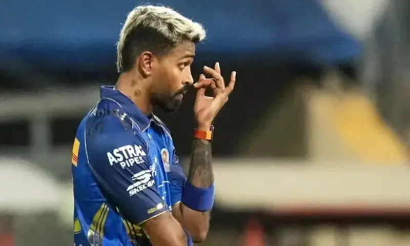 కెప్టెన్సీతో పాటు జట్టులో స్థానం కూడా కోల్పోనున్న హార్దిక్..!