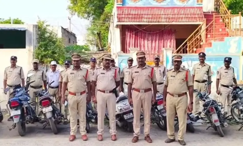Markapuram: నేరస్థులపై పోలీసుల పంజా.. కొండారెడ్డి కాలనీని చుట్టుముట్టిన ఖాకీలు!