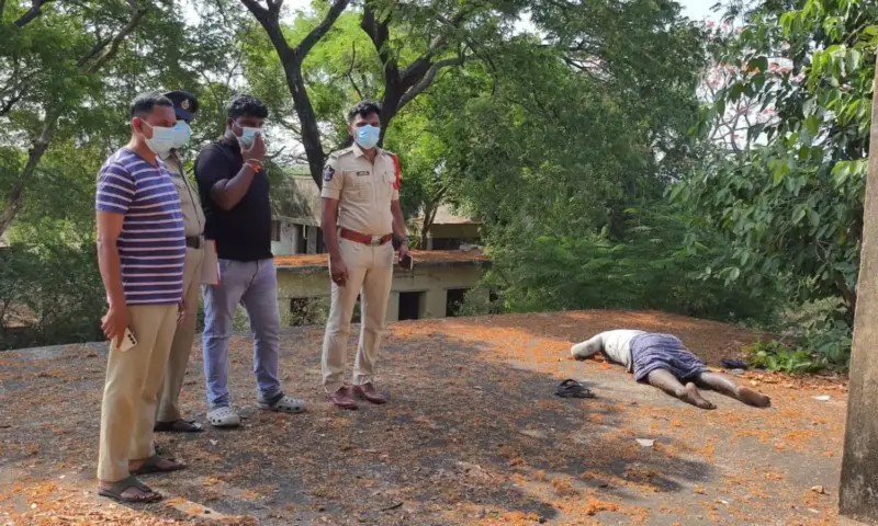 Nellore: కోటూరుపాడు సమీపంలో గుర్తు తెలియని వ్యక్తి మృతి
