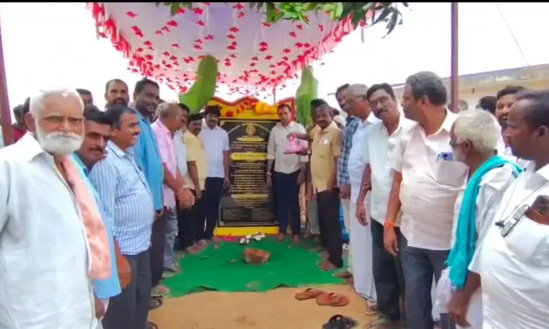 Vijayapuram: నగరి నియోజకవర్గంలో నూతన తారు రోడ్డు ప్రారంభం