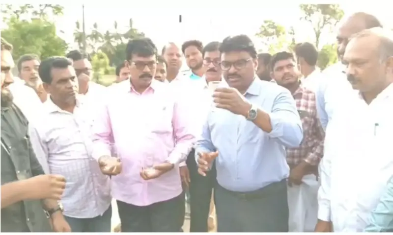 Prakasam: జనాల్లోకి కలెక్టర్.. సజ్జాపురం గ్రామంలో రాజబాబు పర్యటన!