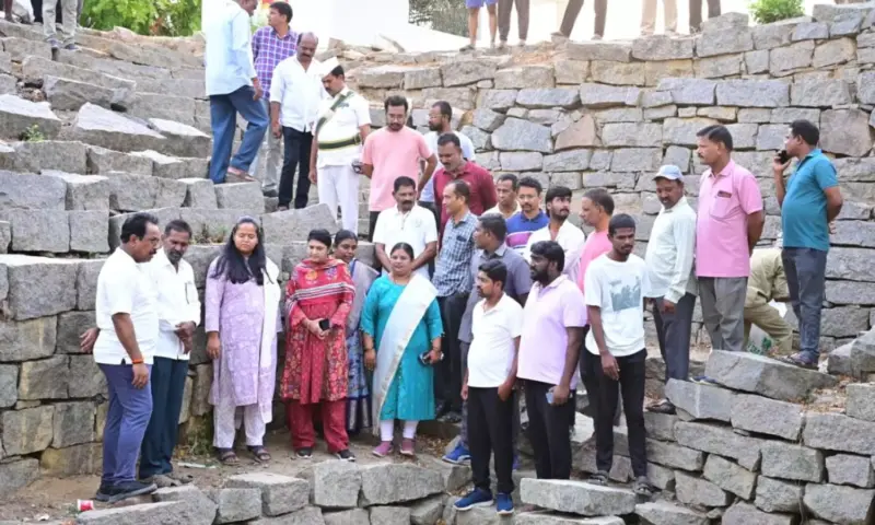 Medak: మెదక్ దాయార పురాతన కట్టడాలను పరిశీలించిన కలెక్టర్ ప్రతిమా సింగ్