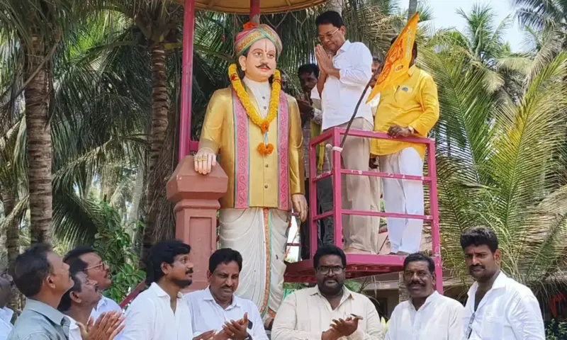 Razole: మత్స్యకారుల సంక్షేమమే ప్రభుత్వ లక్ష్యం.. ఎమ్మెల్యే దేవ వరప్రసాద్