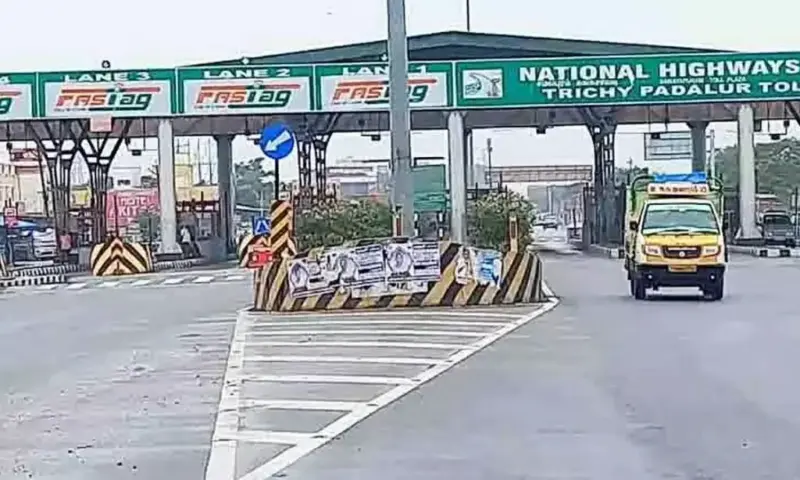 India's cashless toll transformation signals a new digital highway era with FASTag and UPI mandate | Cliq Latest