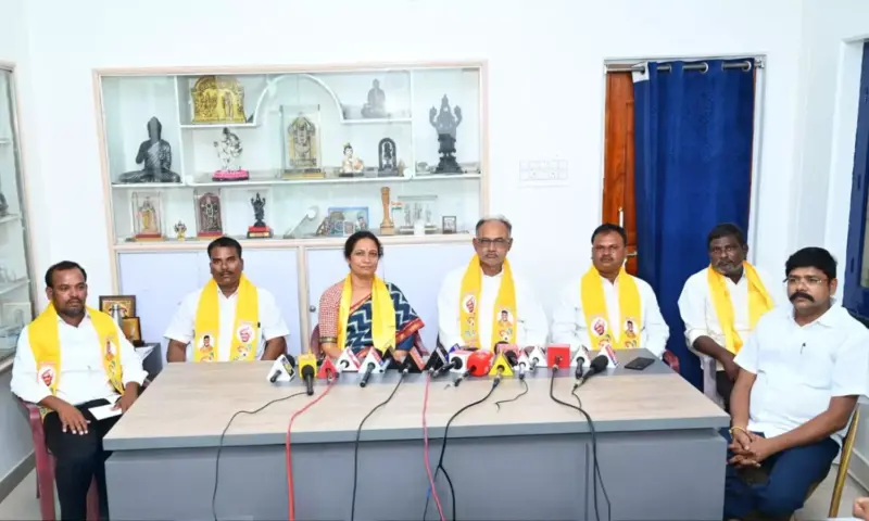 Nandyal: దళితులపై దాడులు చేసింది వైసీపీ నేతలే.. ఎమ్మెల్యే గౌరు చరితా