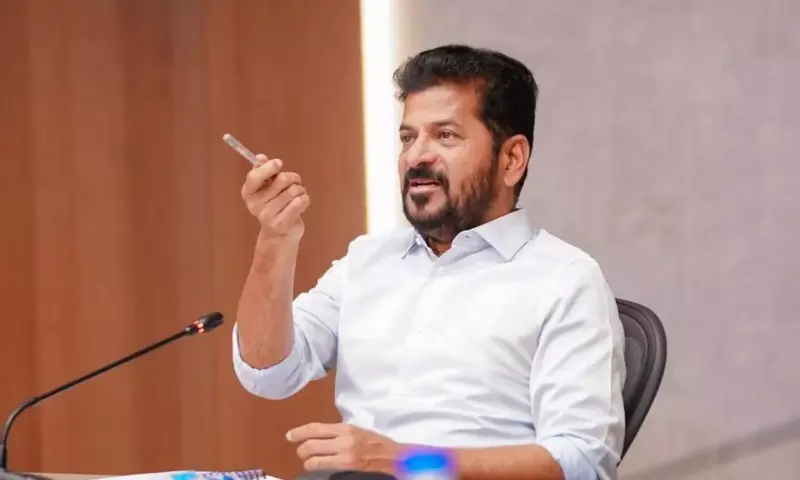 జూన్ 15లోపు యూనిఫాంలు, పుస్తకాల పంపిణీ.. అధికారులకు సీఎం కీలక ఆదేశాలు