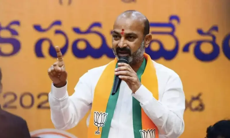 మహిళా బిల్లును వ్యతిరేకించిన వారికి ప్రజలే గుణపాఠం చెప్పారు: బండి సంజయ్