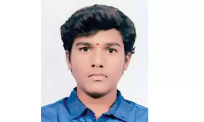 Chandu scores 986/1000 marks in Inter 2nd year