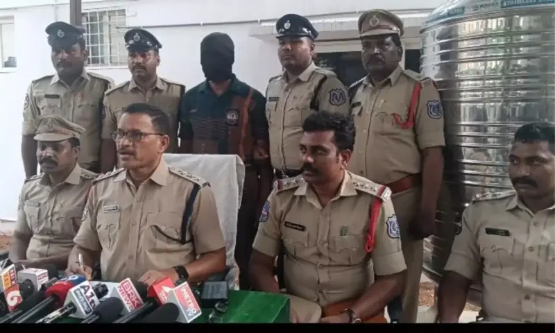 Hyderabad: బెట్టింగ్ లకు పాల్పడుతూ చైన్ స్నాచింగ్ చేసిన ఆర్మీ జవాన్