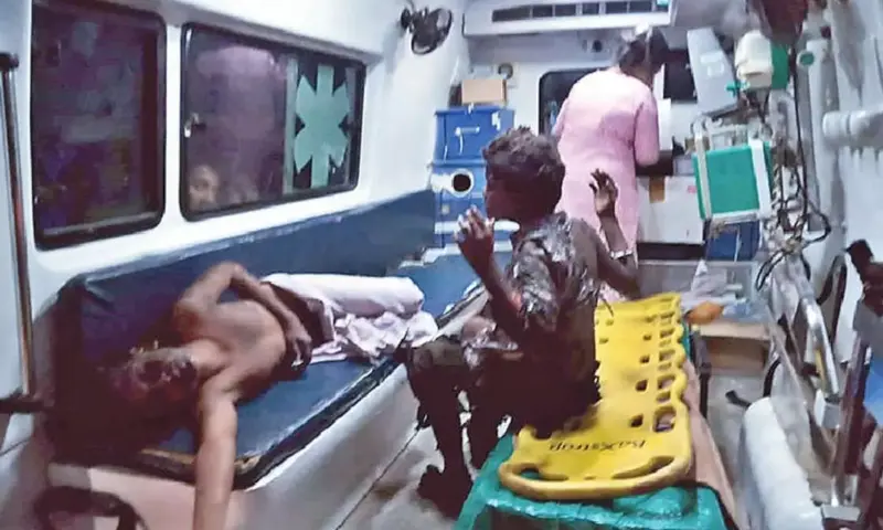 2 children injured in fire mishap