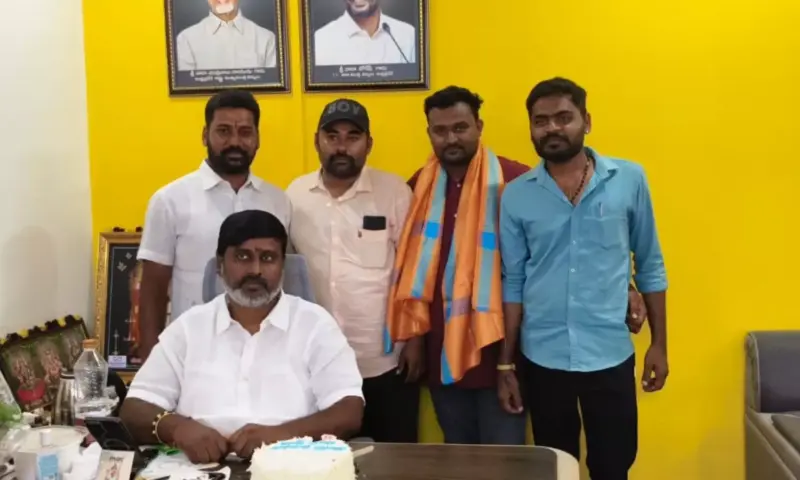 Madanapalle: టీడీపి కార్యాలయంలో ఘనంగా నజీబ్ జన్మదిన వేడుకలు