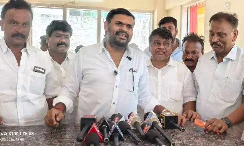 Srikalahasti: పుట్టినరోజు వేడుకలకు దూరంగా ఉంటున్నా ఎమ్మెల్యే