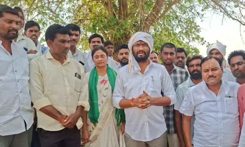Adilabad: 80 ఎకరాల్లో పంట దగ్ధం.. ప్రభుత్వం ఆదుకోవాలి!