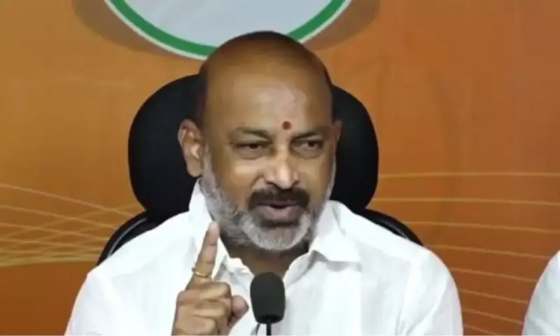 Bandi Sanjay: బెంగాల్ తీర్పుపై బండి సంజయ్ హాట్ కామెంట్స్