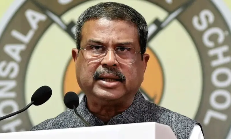 'నీట్' లీకులకు చెక్ : పరీక్ష విధానంలో కీలక మార్పులు!