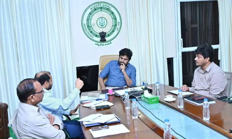 Amaravati: గ్రామీణాభివృద్ధి పనులపై డిప్యూటీ సీఎం పవన్ అల్టిమేటం!