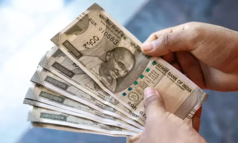 Amidst Job Crisis: What Pay Should Workers Expect?