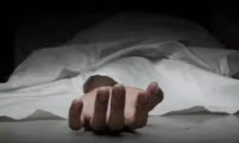 Moinabad: ఫామ్ హౌస్లో వలస కూలీ అనుమానాస్పద మృతి!