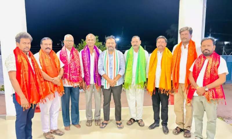 Jukkal: కొత్త అధ్యక్షులకు జుక్కల్ ఎమ్మెల్యే దిశానిర్దేశం