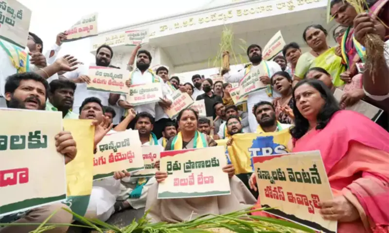 Kalvakuntla Kavitha: సెక్రటేరియట్ వద్ద తీవ్ర ఉద్రిక్తత.. కవిత అరెస్ట్