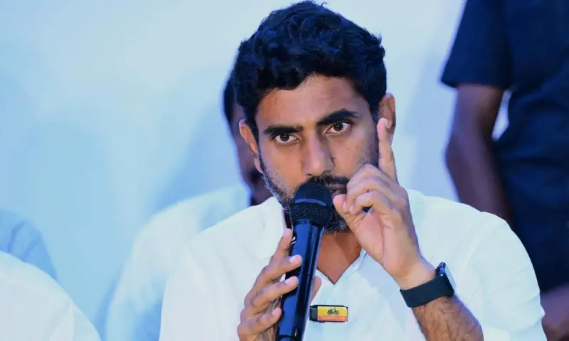 బాబు బాటలోనే లోకేష్‌.. మ్యాటర్ ఏంటంటే... !