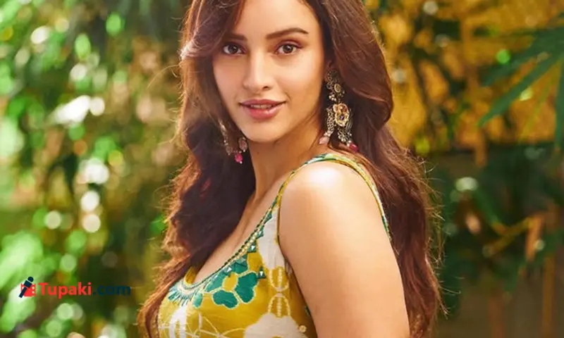ఒక్క లుక్ తో మాయ చేస్తున్న'యానిమల్' బ్యూటీ!