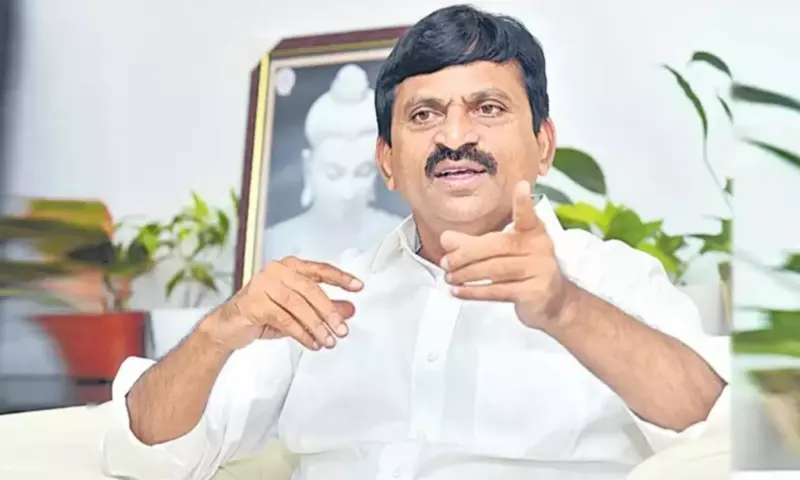తెలంగాణలో భూముల ధరల పెంపు : పొంగులేటి