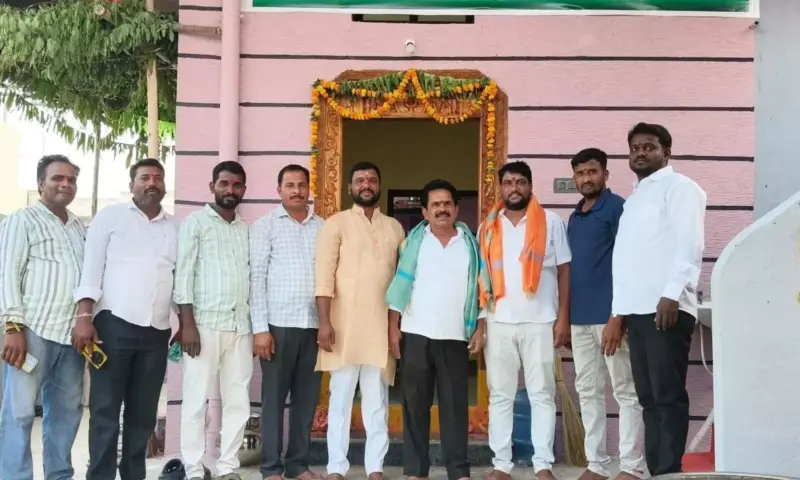 Siddipet: దుబ్బాకలో ఇందిరమ్మ ఇళ్ల పండుగ.. వైభవంగా సాగిన గృహప్రవేశాలు!