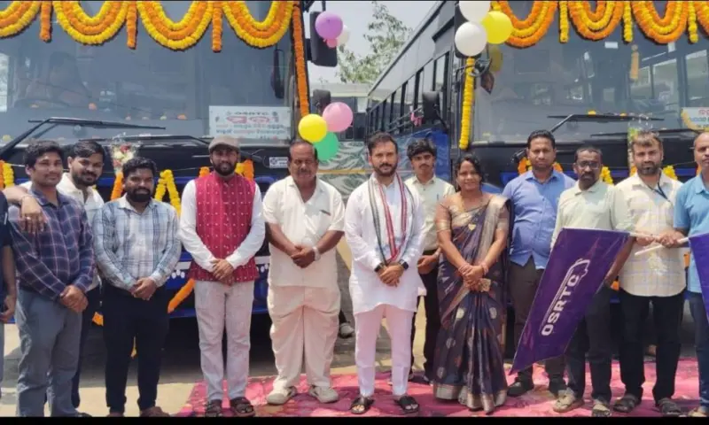 ବହୁ ପ୍ରତିକ୍ଷୀତ ପୁରାଣ ପ୍ରସିଦ୍ଧ ମହେନ୍ଦ୍ରଗିରି ପାଦ ଦେଶ ଦେଇ ଆରମ୍ଭ ହେଲା ପାରଳାଖେମୁଣ୍ଡି ଠାରୁ ପୁରୀ ବସ ସେବା