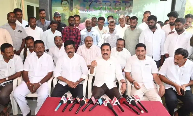 Sullurpeta: అధికారులు జర జాగ్రత్త.. మాజీ మంత్రి కాకాణి మాస్ వార్నింగ్!