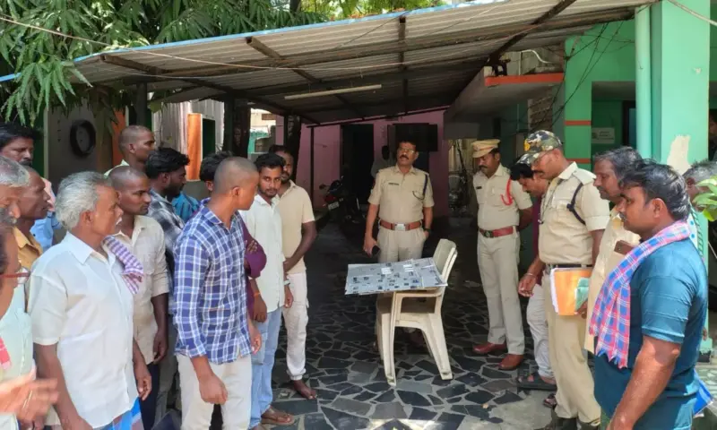 Tirupati: శ్రీకాళహస్తిలో గంజాయి బ్యాచ్పై పోలీసుల నిఘా